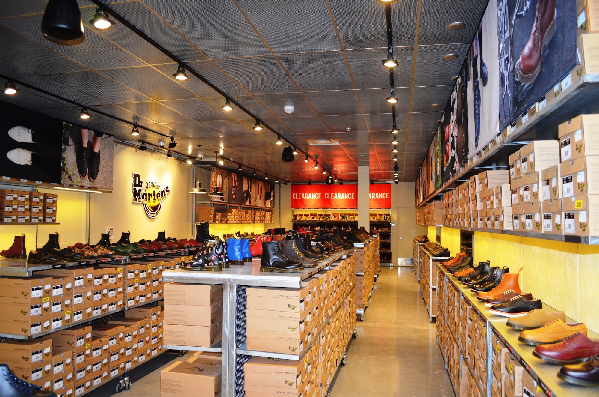 Dr martens outlet tulalip hotsell