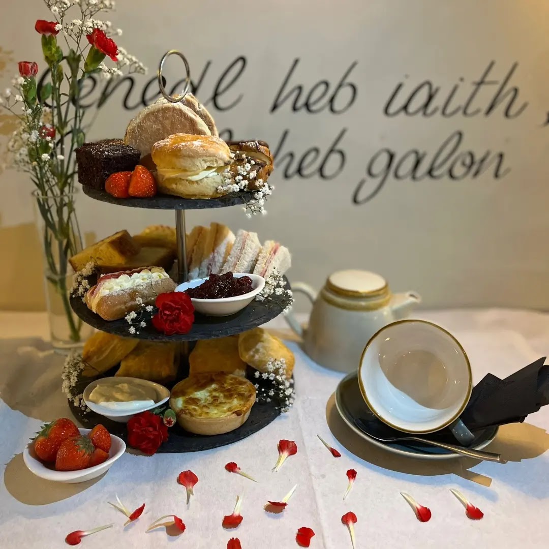 The Bird In Hand 24 Carmarthen Rd, Fforest, Swansea