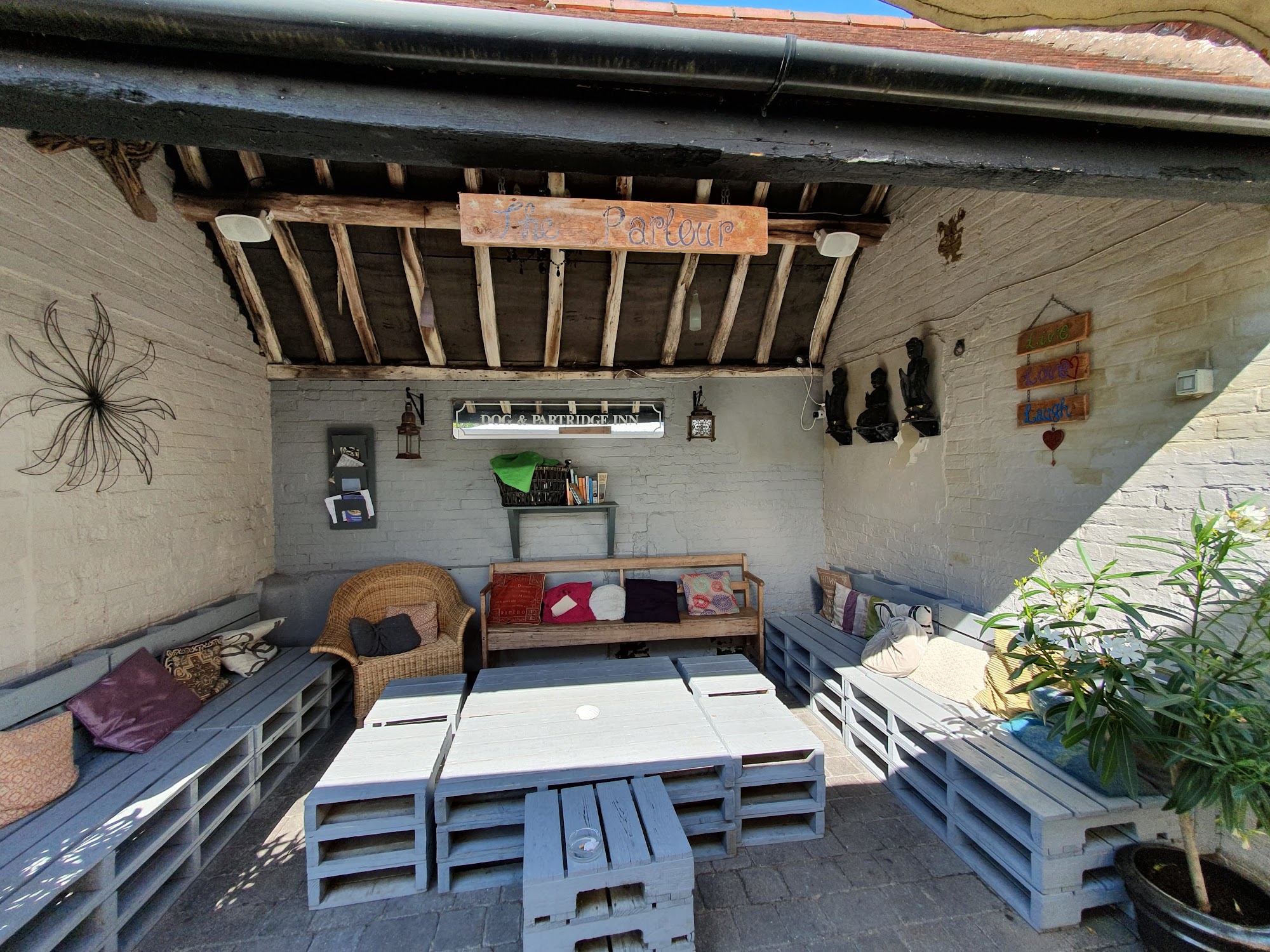 The Dog & Partridge 15 Bleachfield St, Alcester