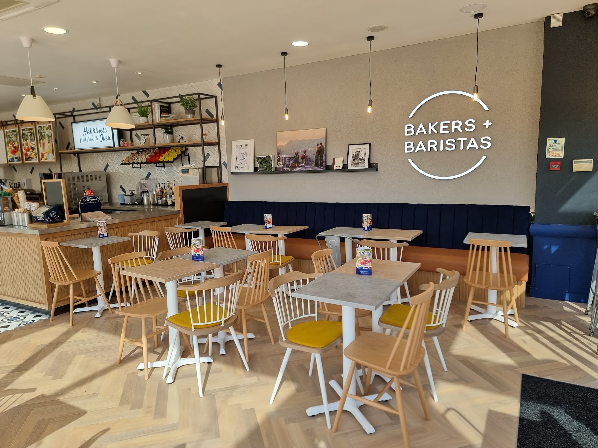 Bakers + Baristas Unit H12 Junction 32 Outlet Shopping Centre, Glasshoughton, Castleford