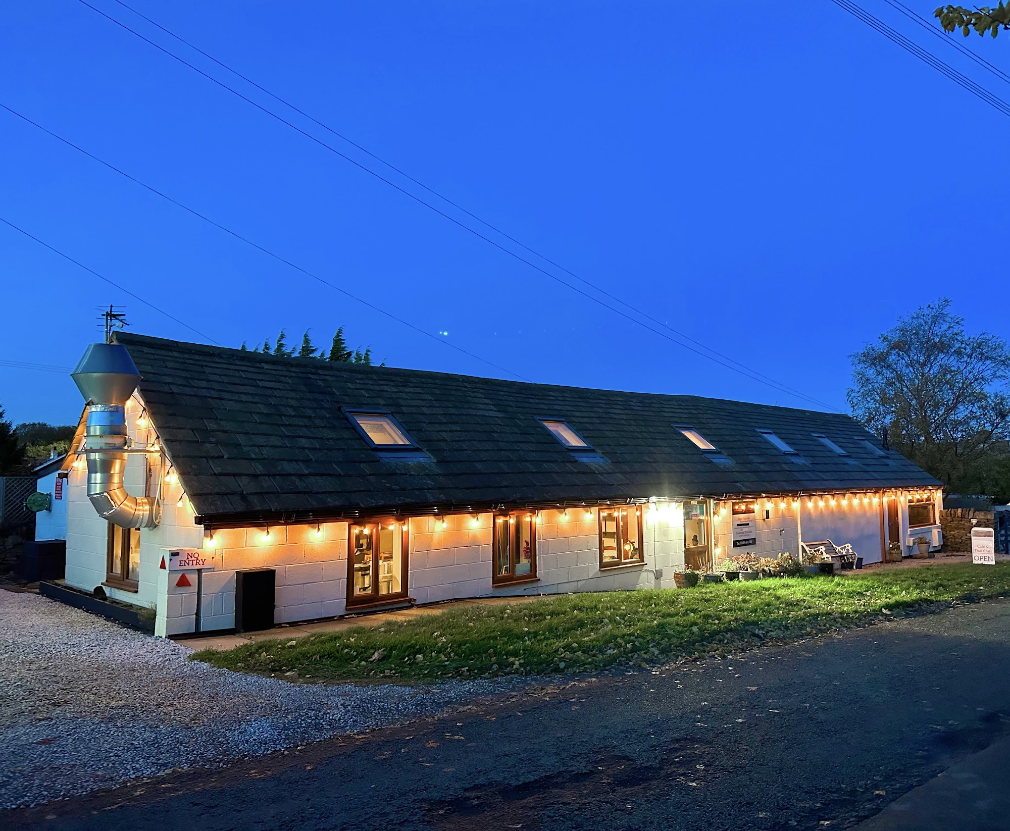 High Flatts Touch of Thai 2 Barton Cottages, High Flatts, Huddersfield