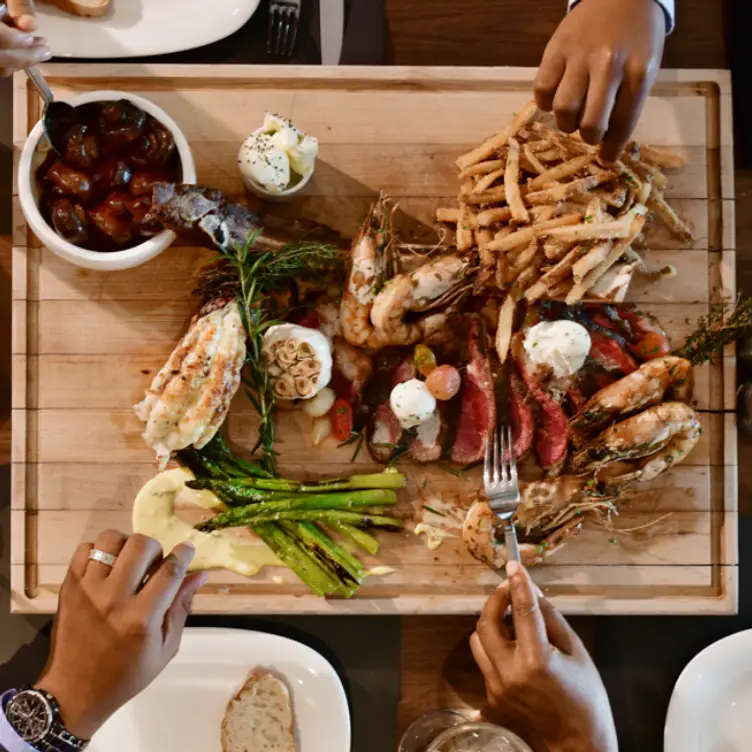 Photo credit: opentable