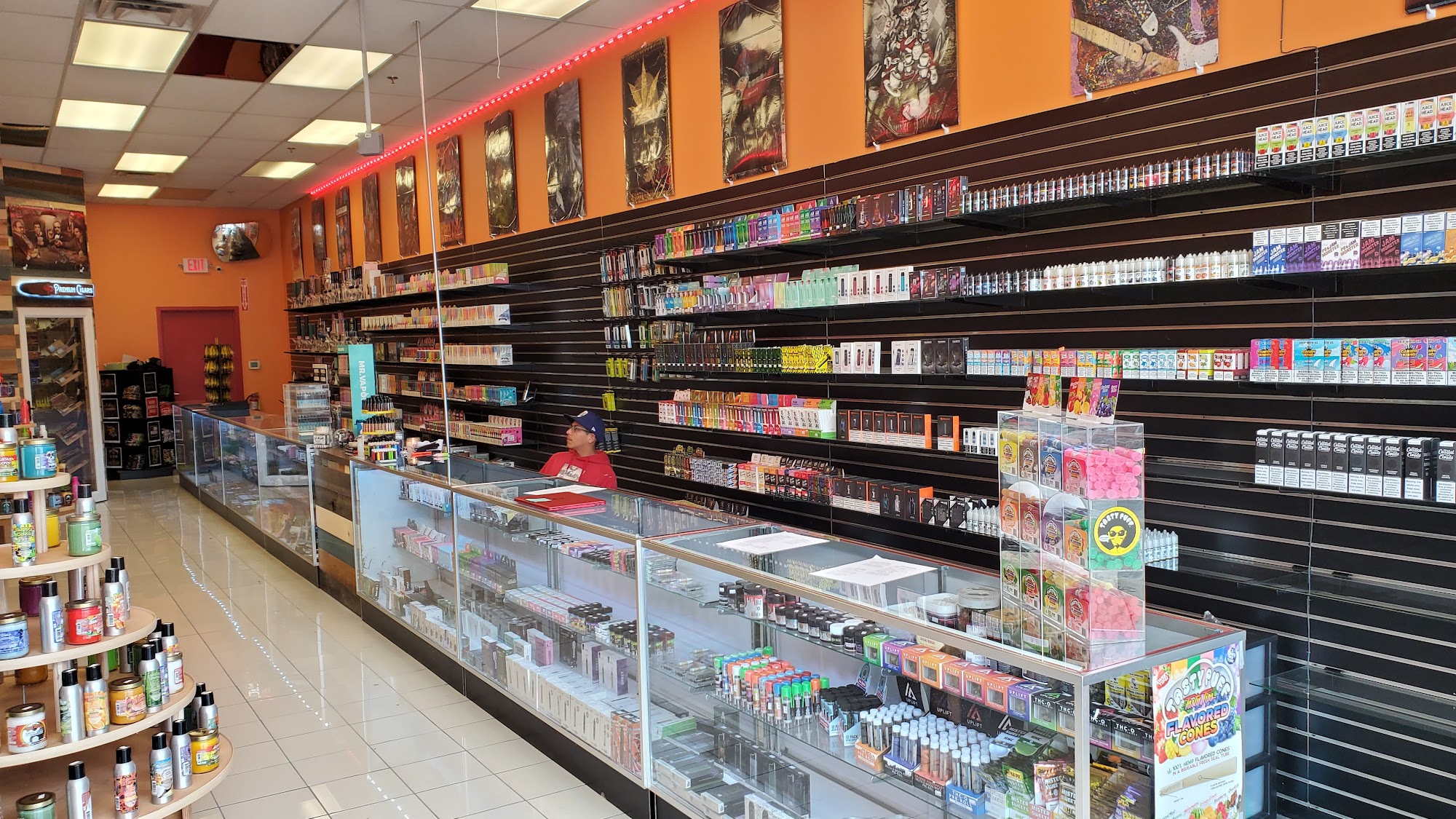 SMOKE WORLD VAPE - Watertown WI - Hours, Directions, Reviews - Loc8NearMe