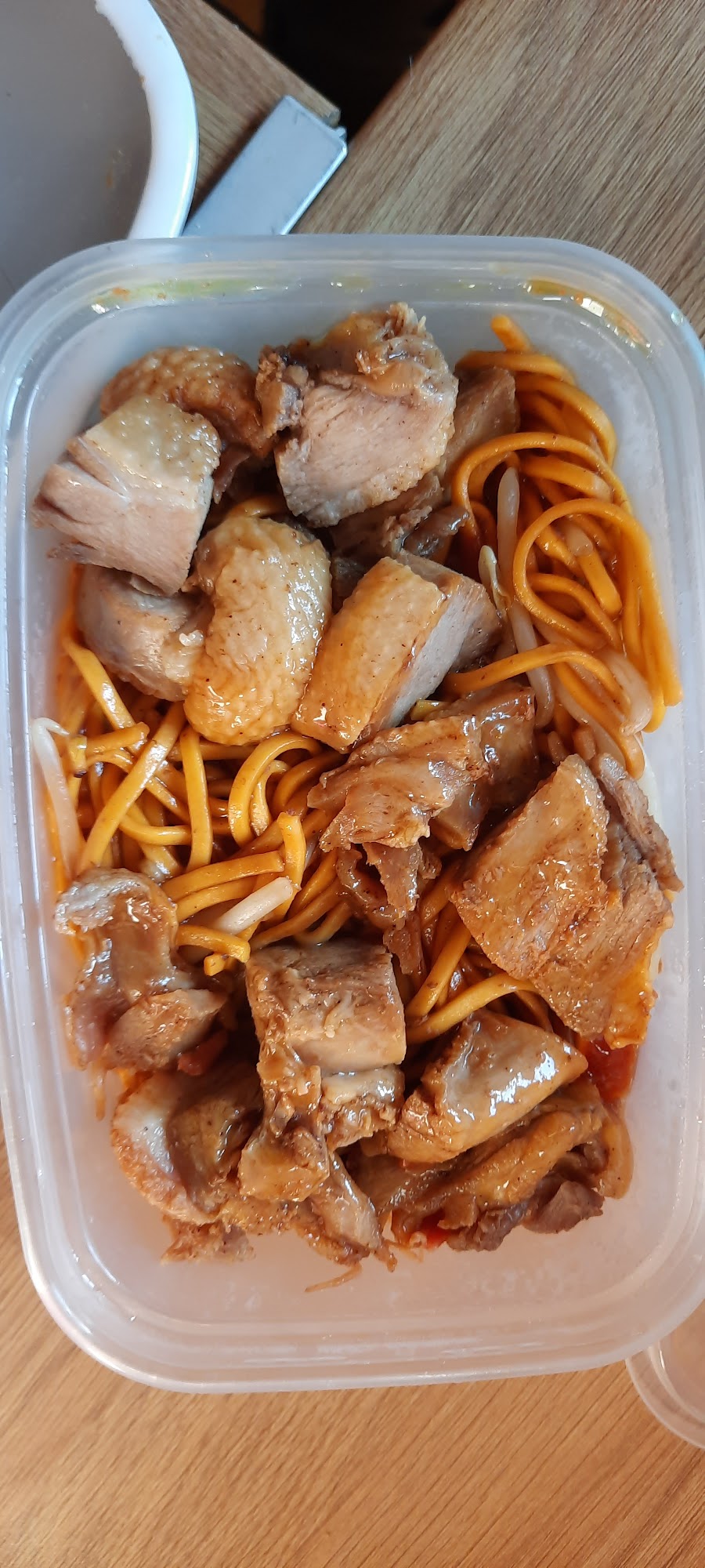 Lee's Chinese Takeaway 5 Langley Rd, Chippenham